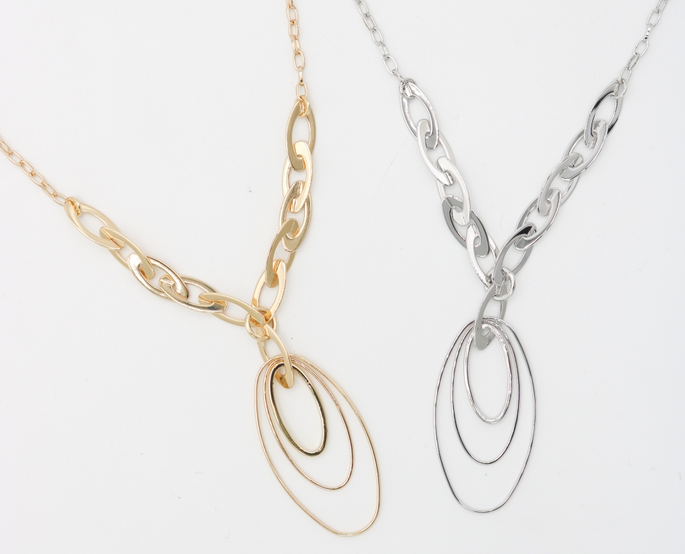 Multi Ring Pendant Necklace